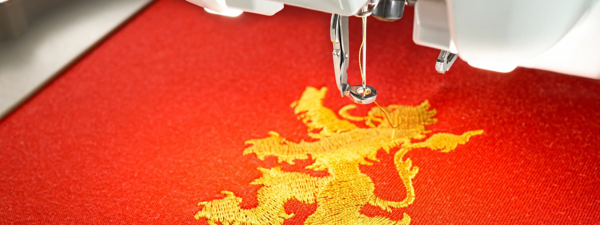 Comment le choix des fils de broderie peut influencer le rendu final ? H&oelig;nheim