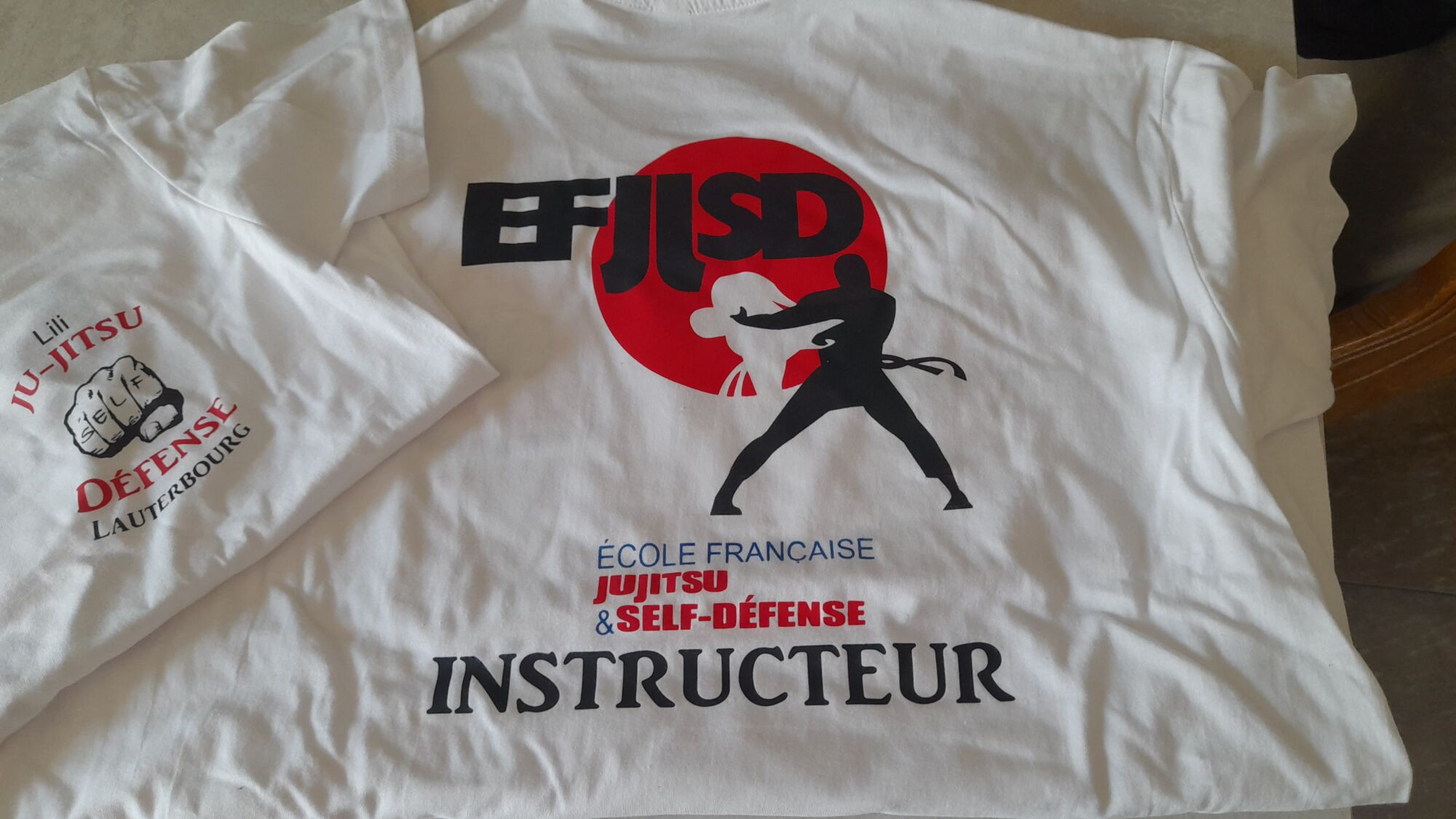 Comment entretenir vos v&ecirc;tements s&eacute;rigraphi&eacute;s pour qu&rsquo;ils durent plus longtemps ? Bischheim